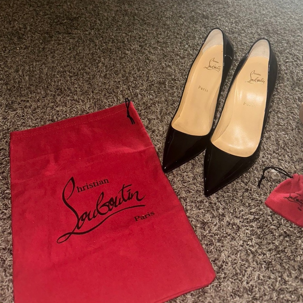 Christian Louboutin SO KATE 120 PATENT 41.5